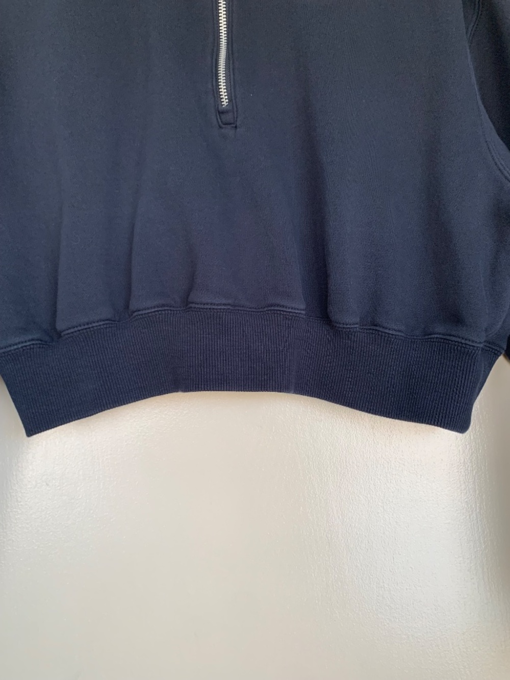 Nike Black 1/4 Zip Cropped Sweatshirt Gym Athlesuire Sporty Sz.S - Picture 4 of 8